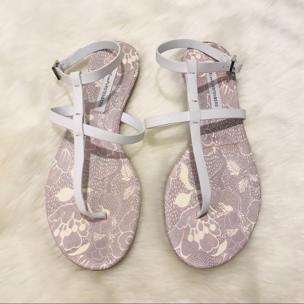DianevonFurstenberg DVF White leather sandals 6.5